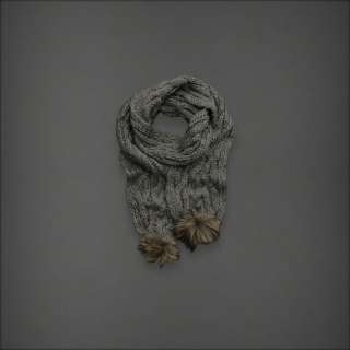 NWT Abercrombie Grey Knit Fuax Fur Classic Winter Scarf  