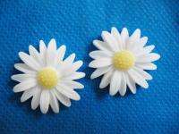 20 Resin Daisy Flower Flatback Button White B179  