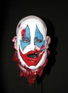 Crazy Clown Head Prop   Terrifying cut off heads that are so realistic 