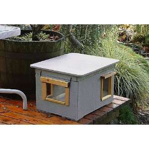  Basic Outdoor Cat Shelter, Insulated Wood House w/Back 