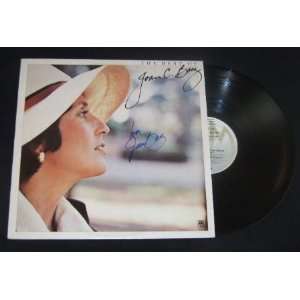 Joan Baez   Best of   Signed Autographed   Record Album Lp with Vinyl