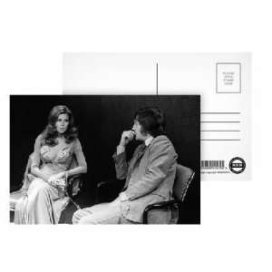  Raquel Welch and Michael Parkinson   Postcard (Pack of 8 