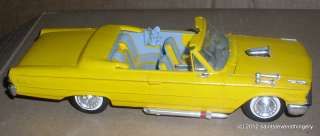 AMT 1963 Ford Galaxie Convertible 3 in 1 Customized Plastic Model Car 