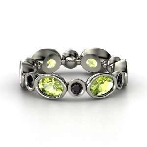  Elliptical Circle Band, Sterling Silver Ring with Peridot 