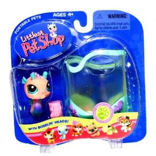 Hasbro Year 2005 Littlest Pet Shop Portable Pets Squeaky Clean Pets 