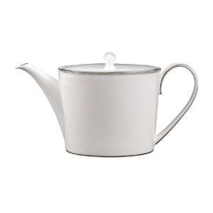  Waterford Monique Lhuillier Dentelle Teapot   36 Ounces 