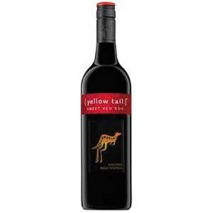  2010 Yellow Tail Sweet Red Roo 750ml 750 ml Grocery 